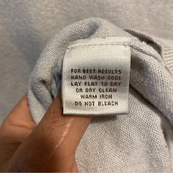 Peter Millar Luxury Blend Stone Gray V Neck Sweater Vest Mens Large - Picture 6 of 7